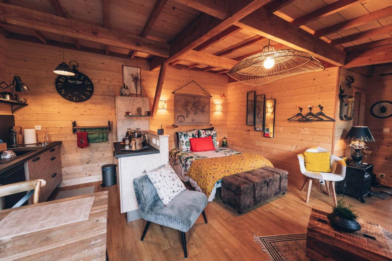 La Cabane Du Bon Chemin ,Spa Лаваль Экстерьер фото